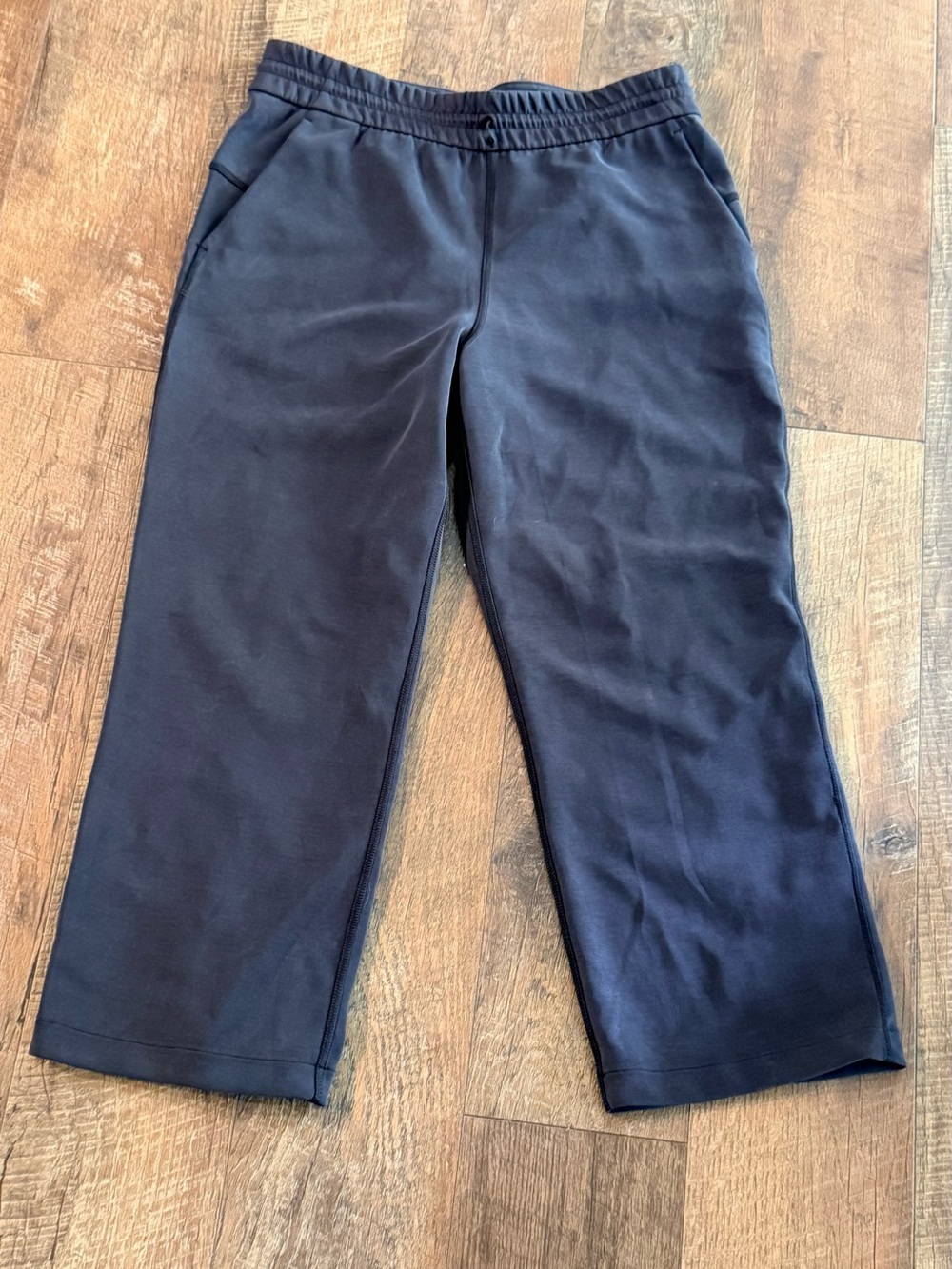 Lululemon Softstreme High Rise Pant Regular. Size 8 Black Color